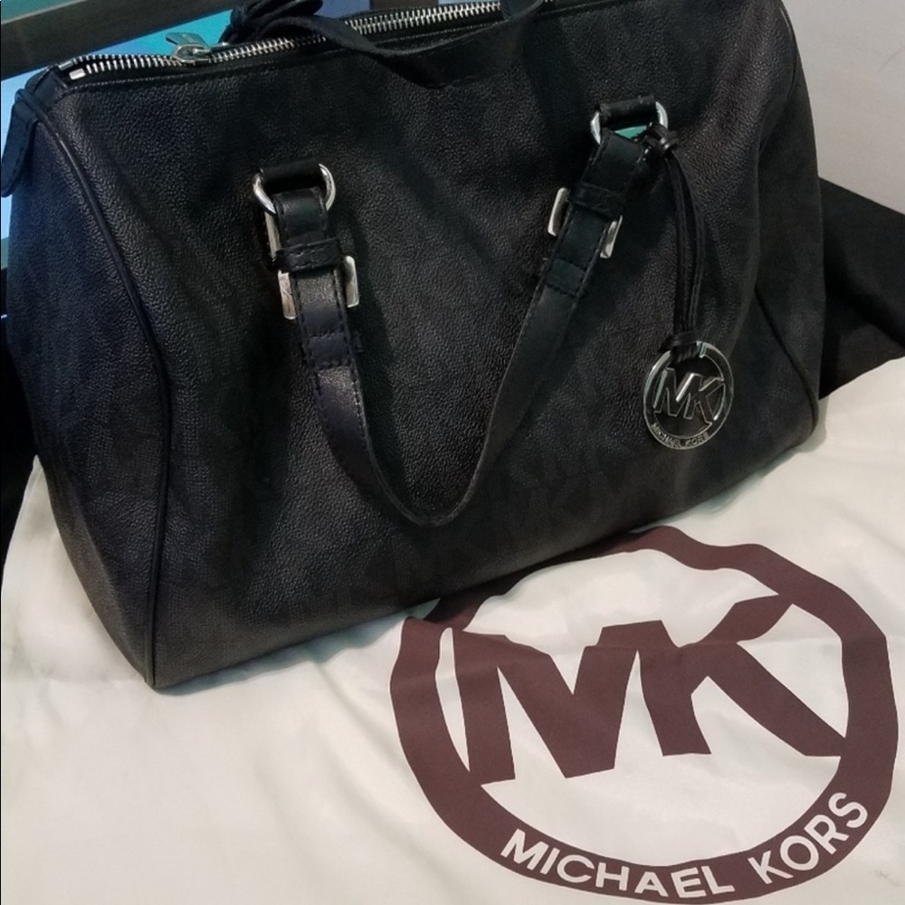 Michael Kors Shoulder Bag